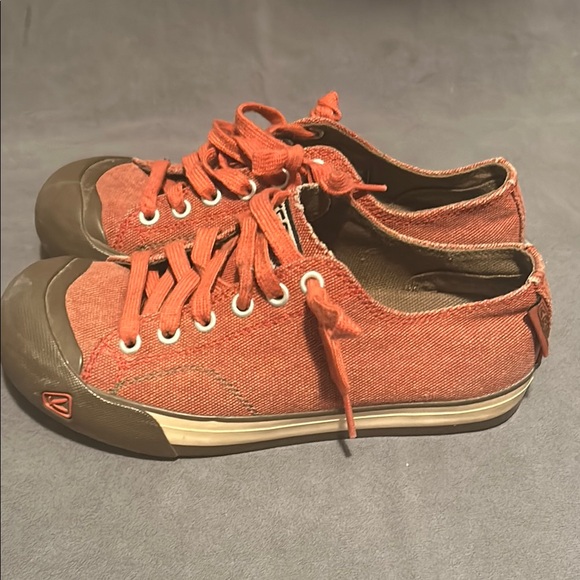 Keen Red Orange Canvas Women's Shoes Sz 6 36 - Picture 5 of 9